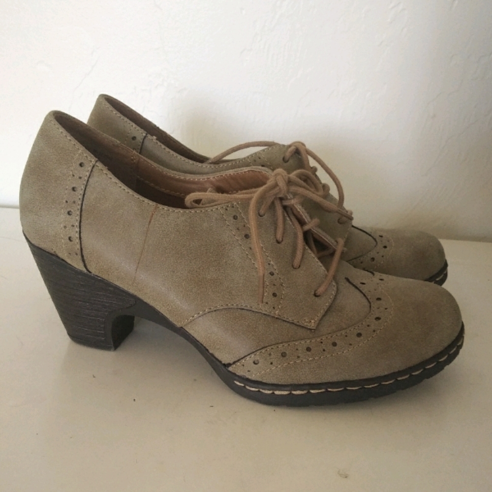 Vintage Style Heels Vintagecore